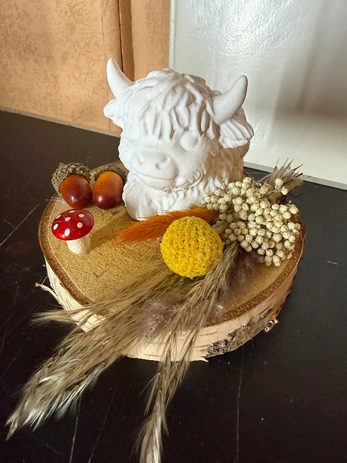 Holzscheibe mit Rind liegend – Kathrin Michaelis