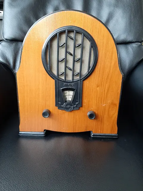 Vintage Philips Röhrenradio Holzgehäuse
