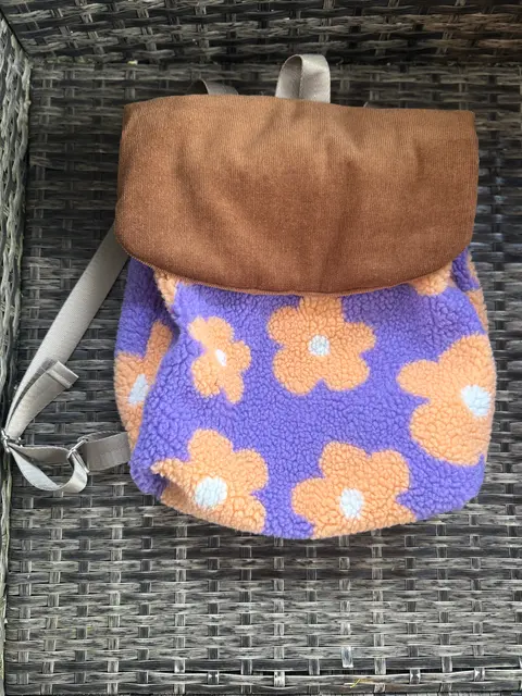 Rucksack Blumen lila