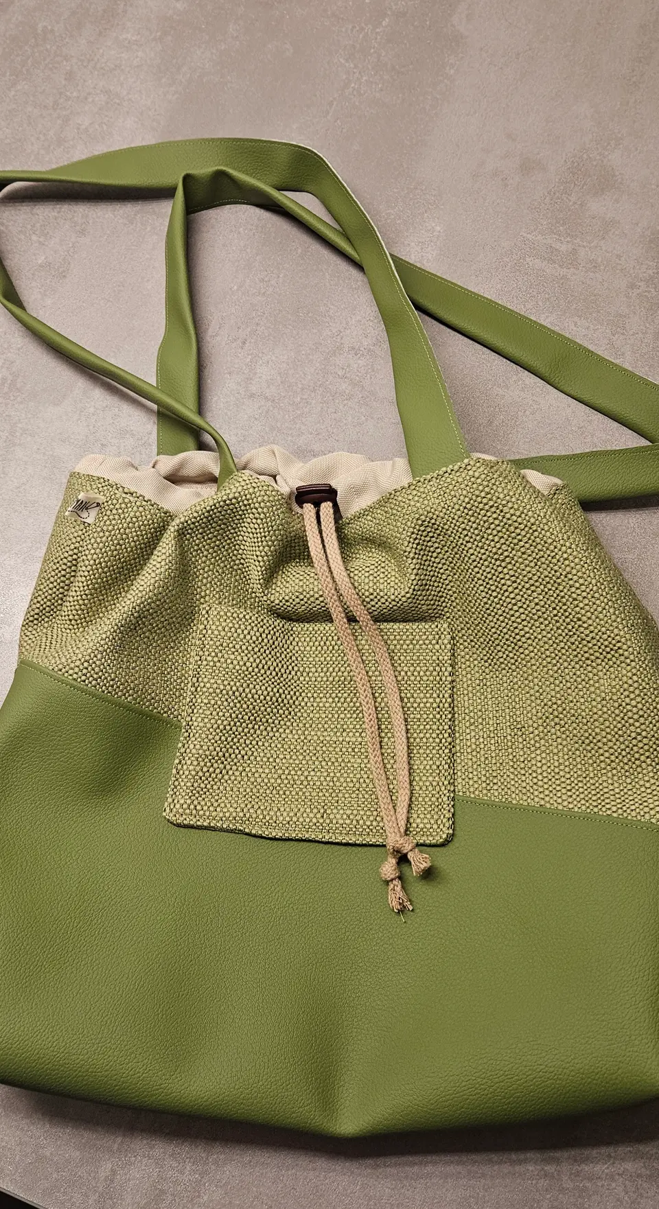 Beuteltasche grün – Sabine Müller