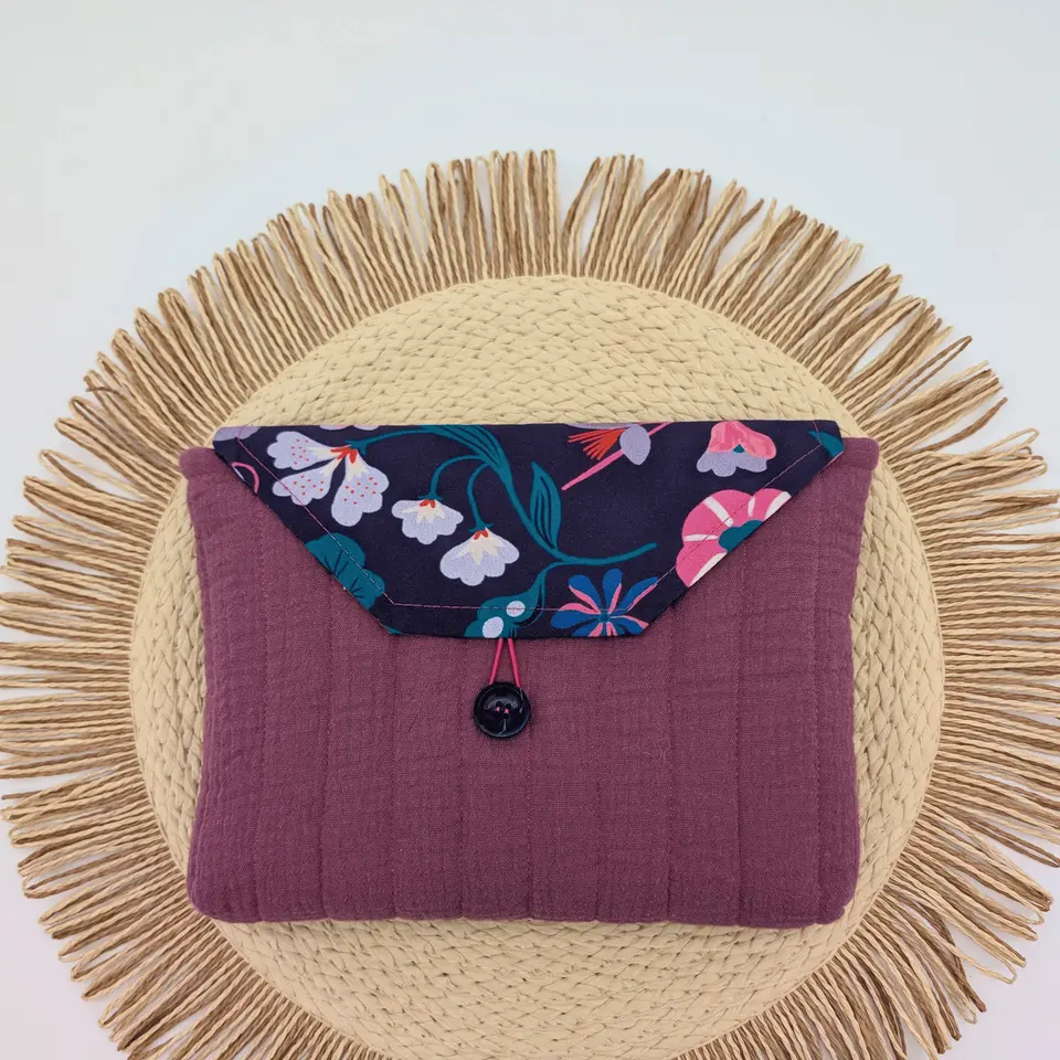 Buchtasche Flora für Taschenbücher – Rosalies Traumatelier | Rosalie Petrusch