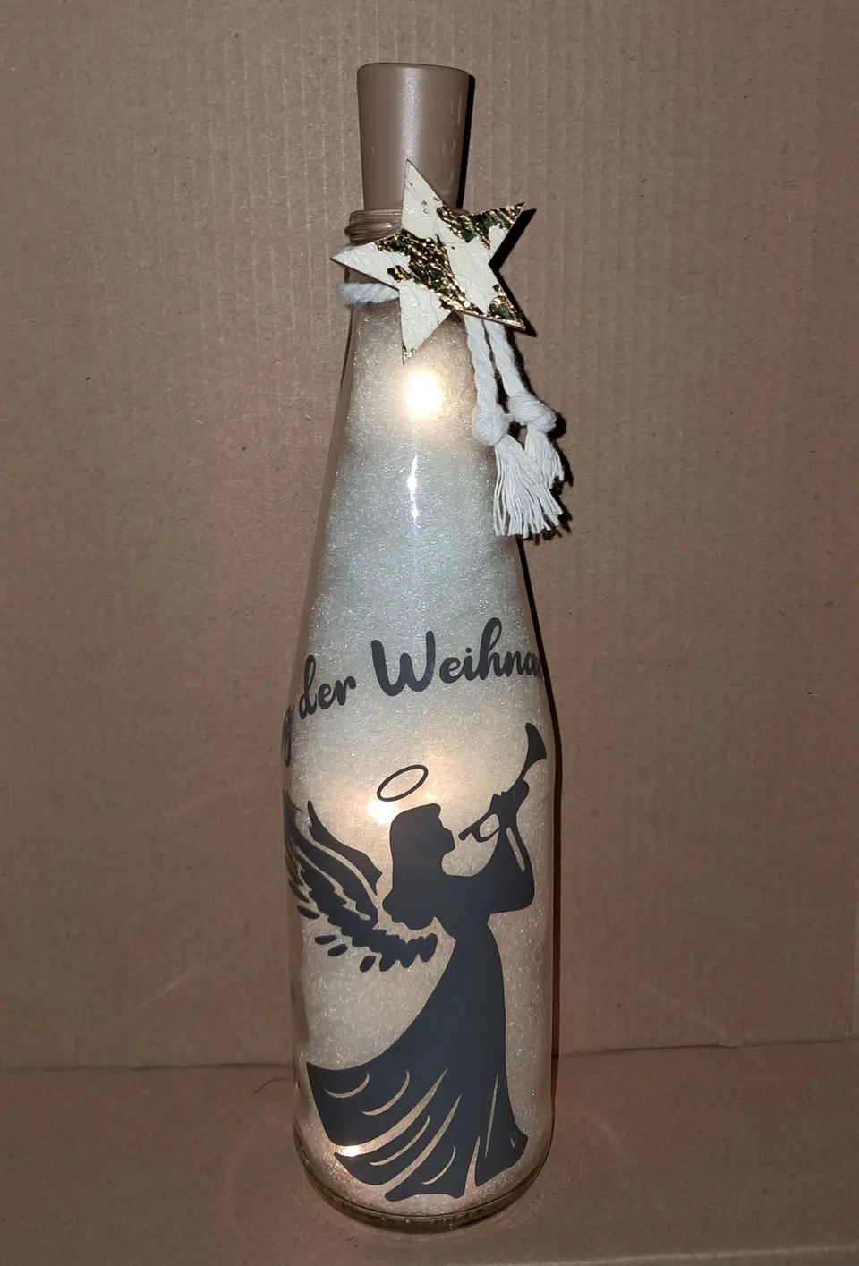 Leuchtflasche Weihnachtsengel – Matthias Drwenski