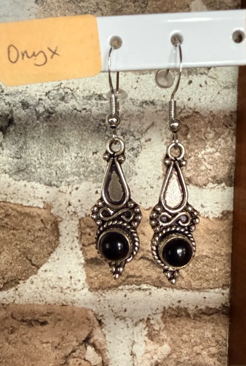 Ohrringe mit Naturstein und Stecker aus 925er Silber – Lopez Lumbi Raymundo Jose