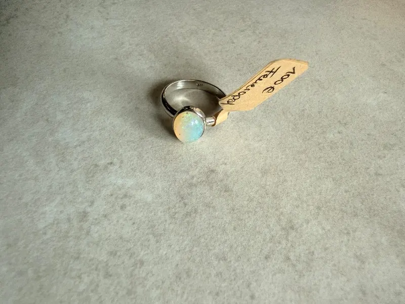 925er Silber Ring mit Feueropal, gr. 15 – Lopez Lumbi Raymundo Jose