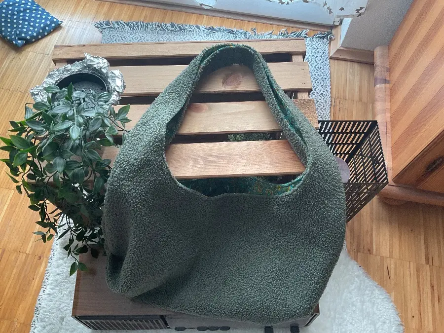 Boucle Tasche – ChrissiKreativ