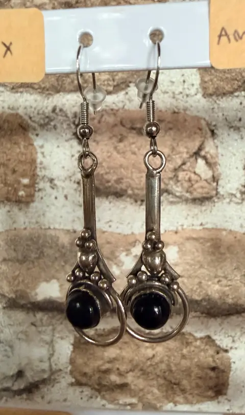 Ohrringe mit Naturstein und Stecker aus 925er Silber 