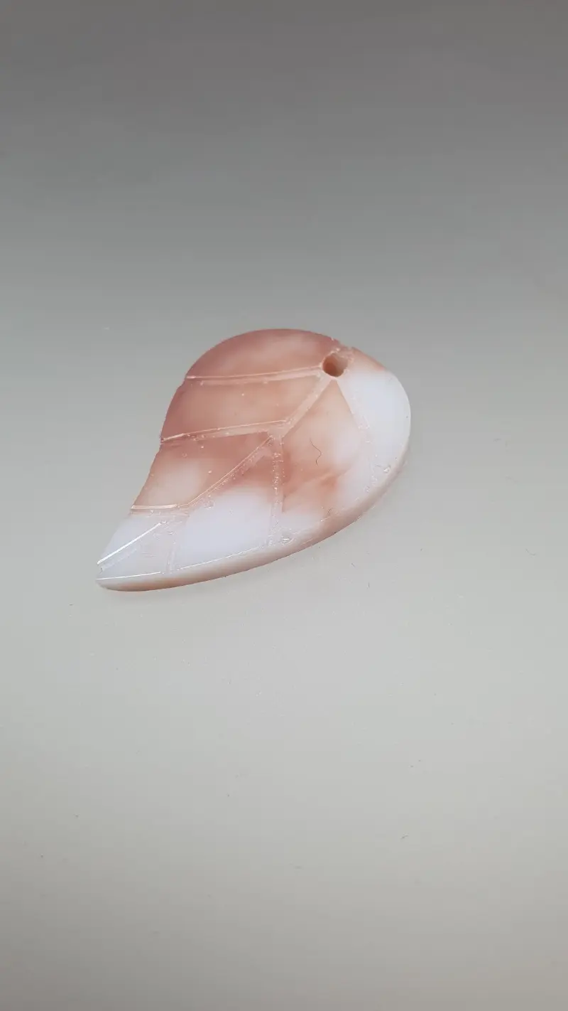 Kettenanhänger "Dessert" Collection - Blatt – Gabriellas Harzschmuck