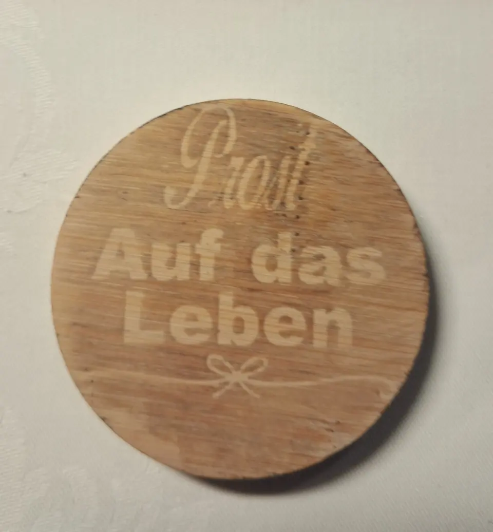 Magnetischer Flaschenöffner aus Holz - Prost – Matthias Drwenski