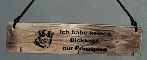 Hundegarderobe mit Hundemotiv und Spruch