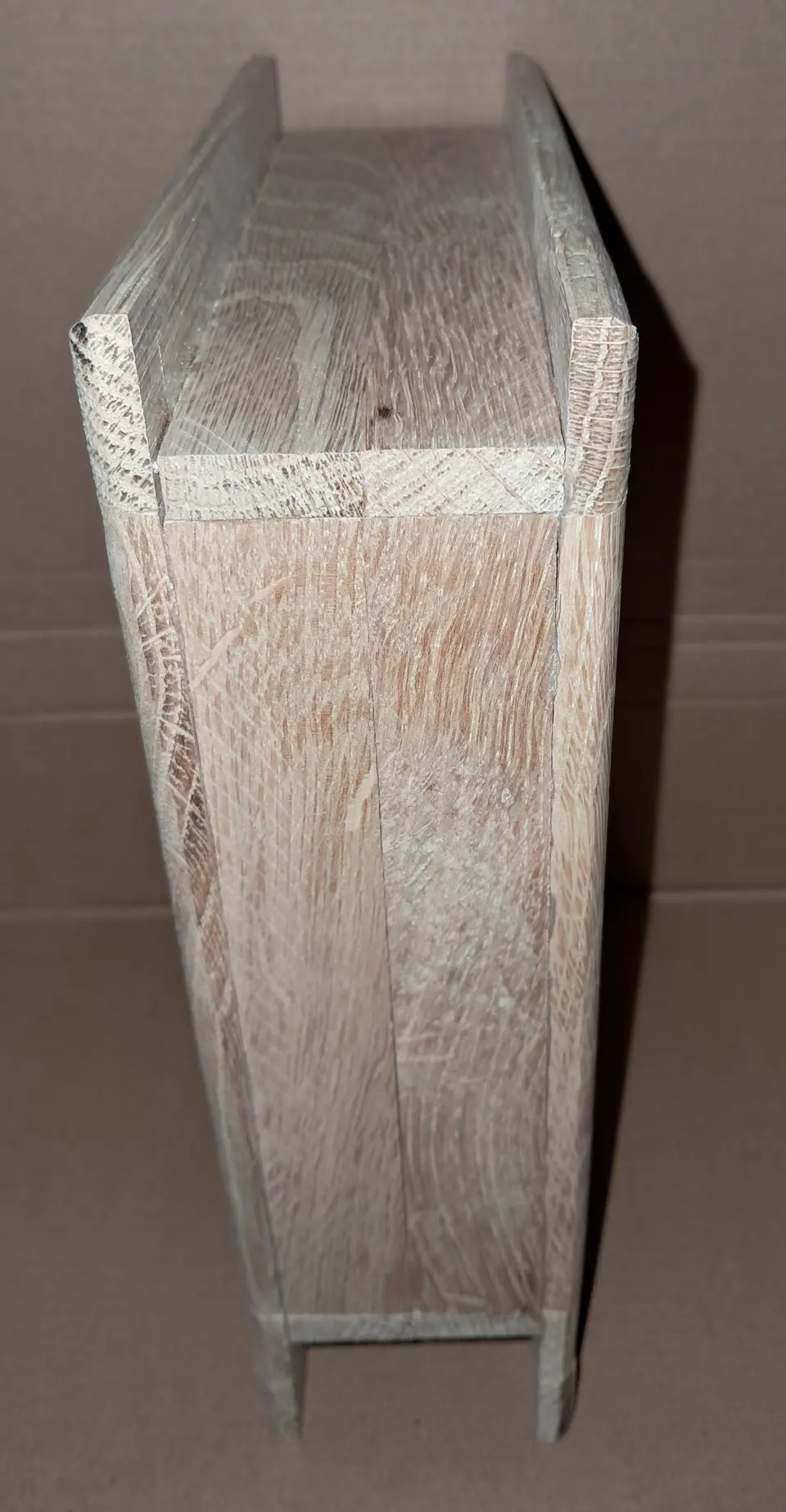 Handgefertigte LED-Holzbox mit Weihnachtsmotiv – Matthias Drwenski