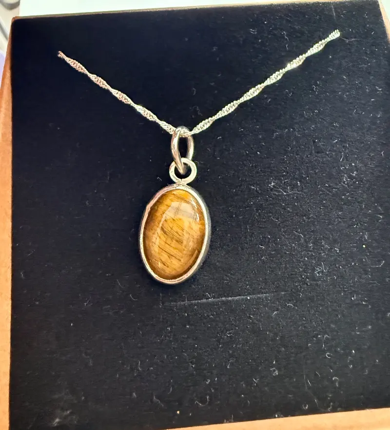 Silberkette mit Tigerauge Stein – Lopez Lumbi Raymundo Jose