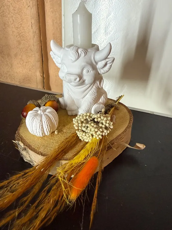 Holzscheibe mit Rind stehend – Kathrin Michaelis
