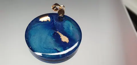 Kettenanhänger "Goldenes Zeitalter" in blau