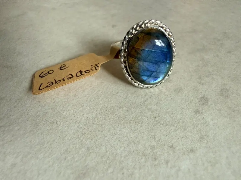 925er Silber Ring mit Labradorit, gr. 13 – Lopez Lumbi Raymundo Jose
