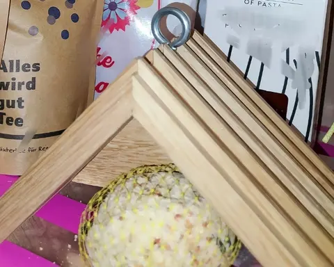 Vogel Futterhaus Holzdach für Meisenknödel