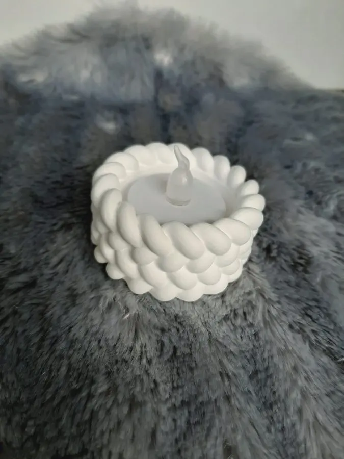 Artikel 50: Teelichthalter (gestrickt) – Bianca Dörner