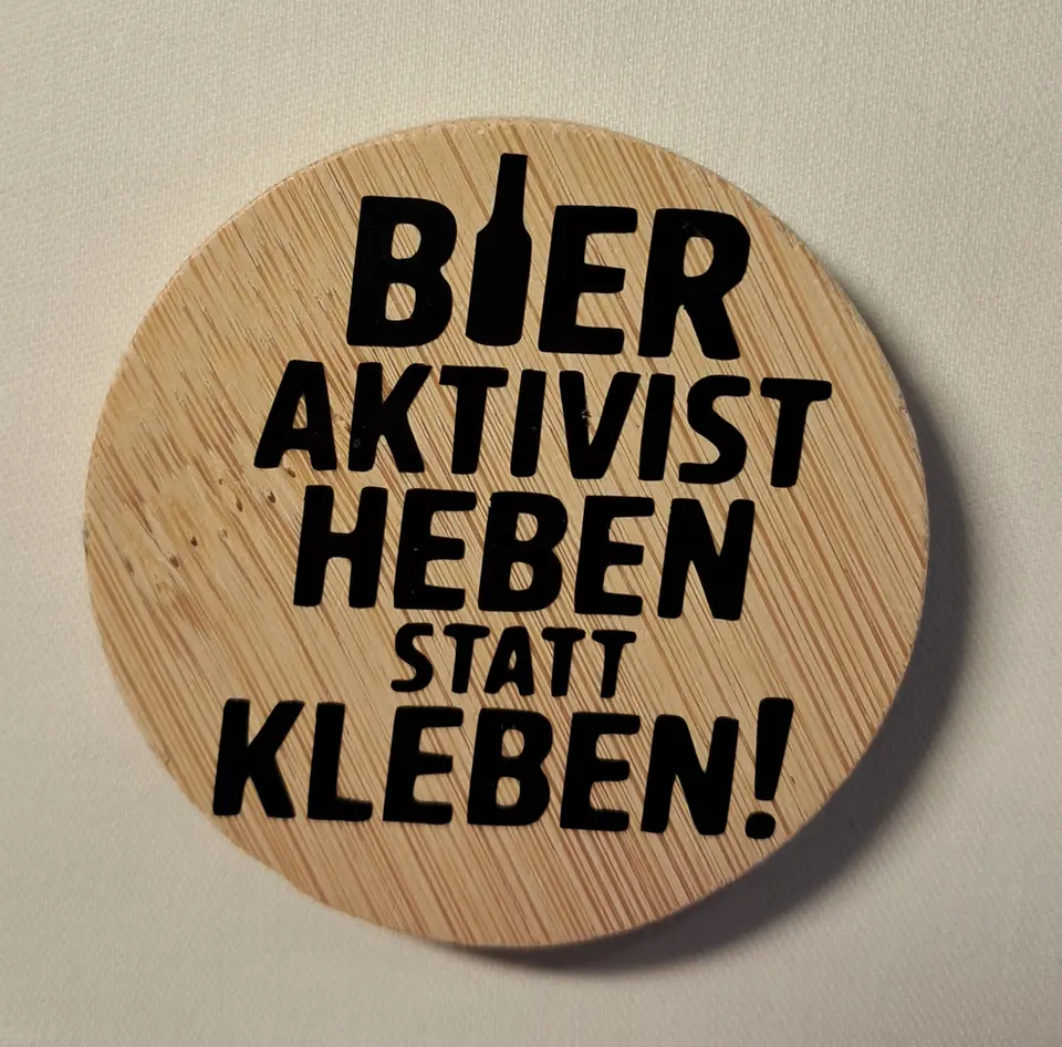 Magnetischer Flaschenöffner "Bier Aktivist" – Matthias Drwenski