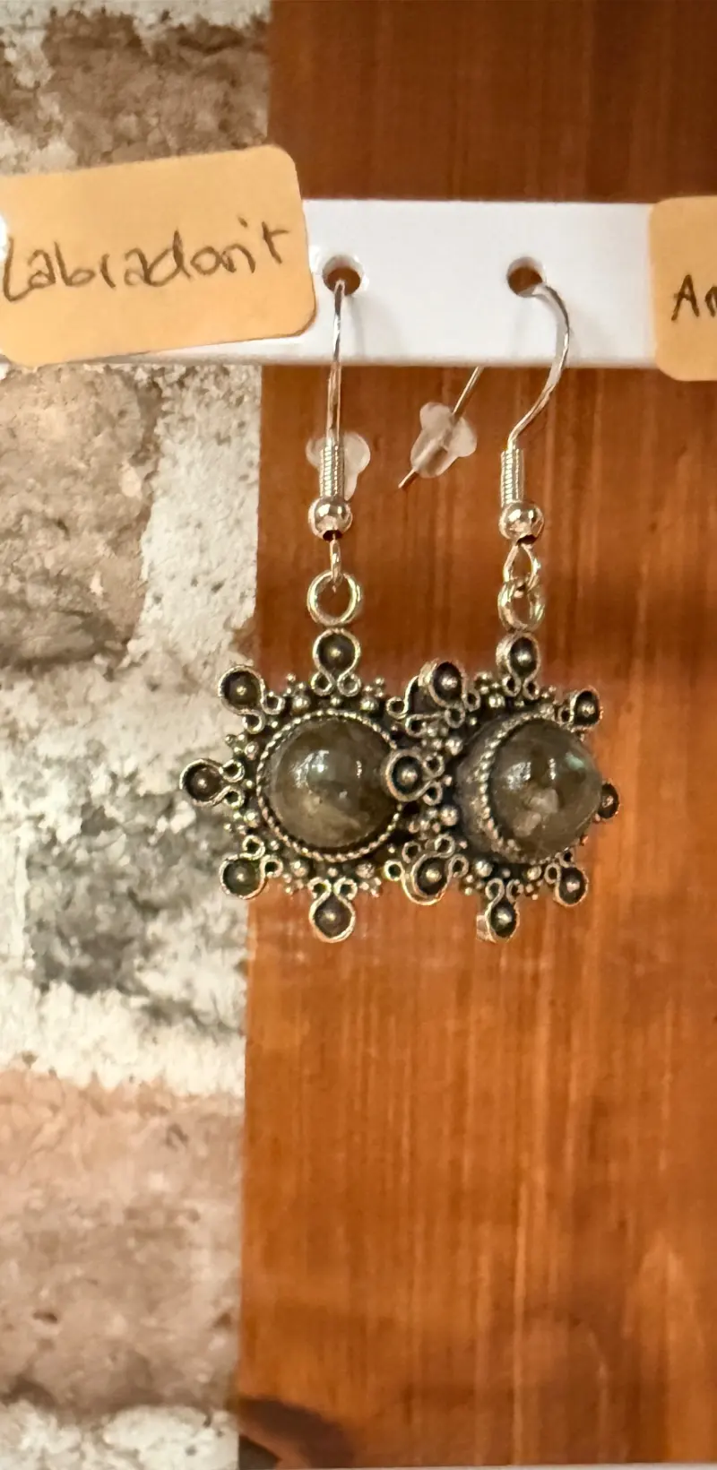 Ohrringe mit Naturstein und Stecker aus 925er Silber – Lopez Lumbi Raymundo Jose