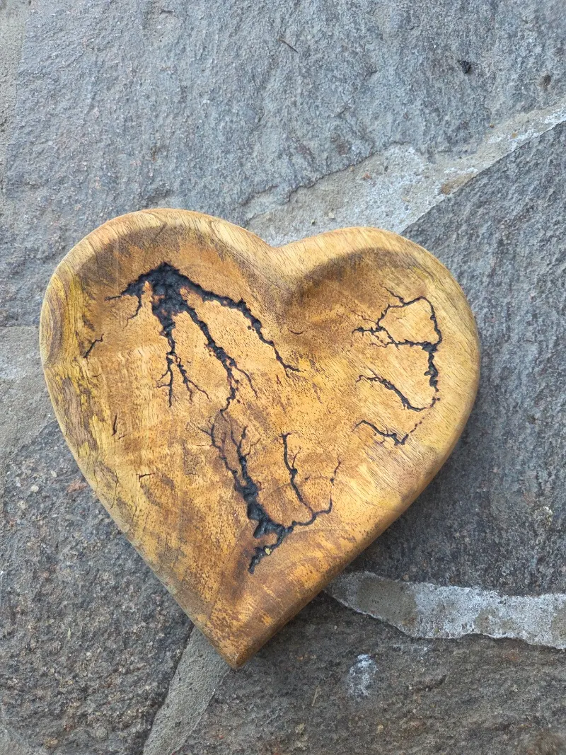 Dekoschale in Herzform – JB Wood burning