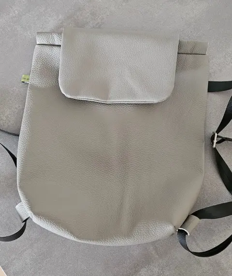 grauer Echtleder Rucksack